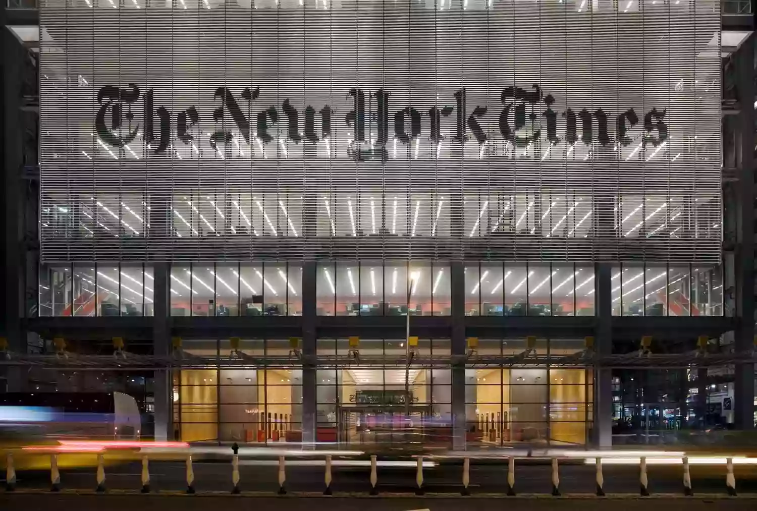NYT подає до суду на OpenAI і Microsoft за порушення авторських прав