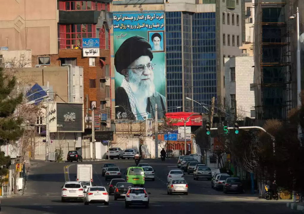 Meta видалила акаунти верховного лідера Ірану у фейсбуці та інстаграмі