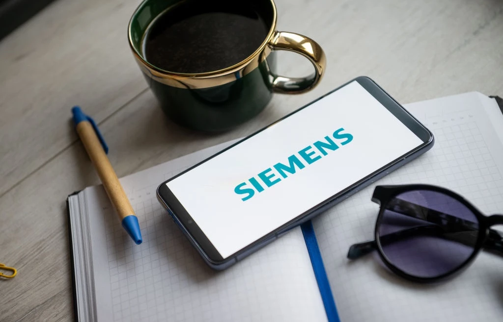 Компанія Siemens виходить з російського ринку