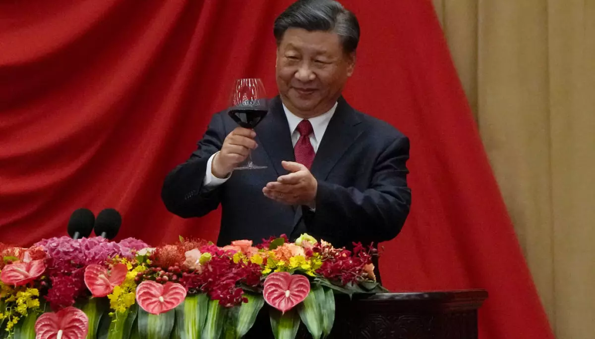У Китаї створили комуністичний ШІ-чатбот