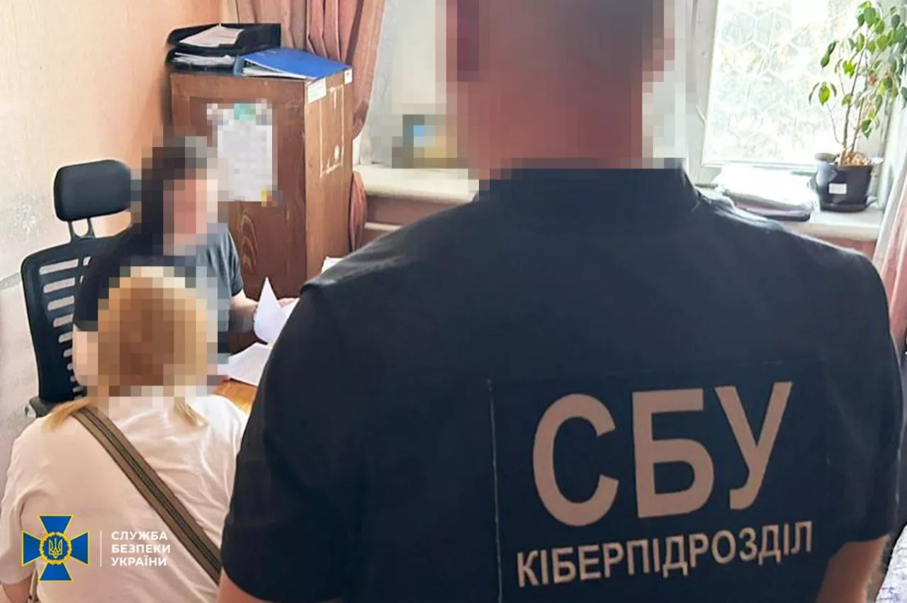 СБУ викрила дві ботоферми, які «розганяли» російські фейки