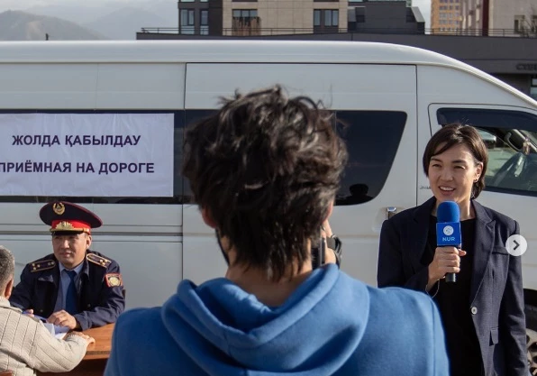 На нью-йоркському фестивалі «Трайбека» переміг фільм "Велошахи" про киргизьку журналістку