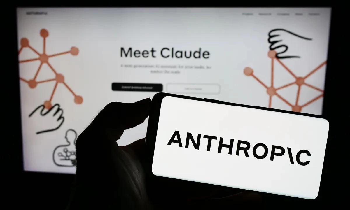 Anthropic запустили ШІ-застосунок Claude для пристроїв Android