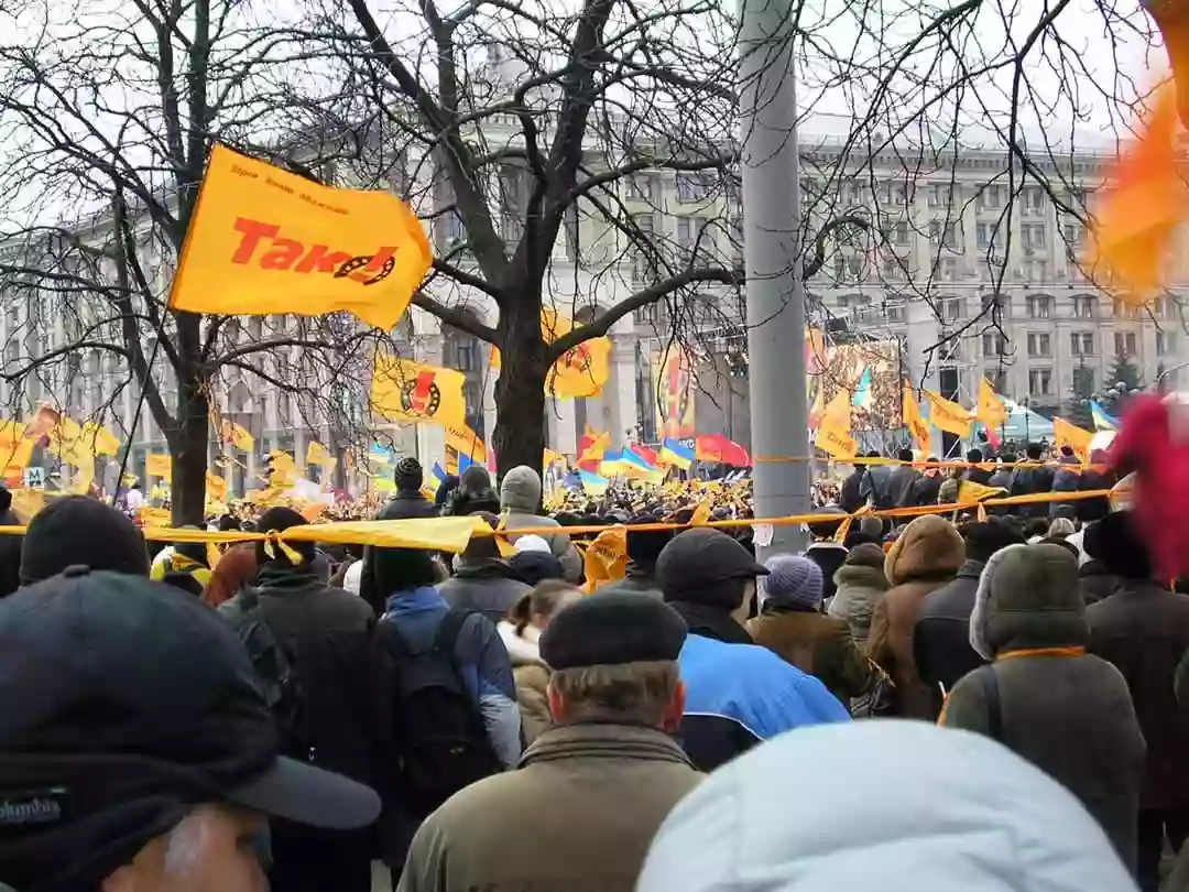 «За гідність і свободу у нас ще довга боротьба». Як медійники згадують річницю двох революцій