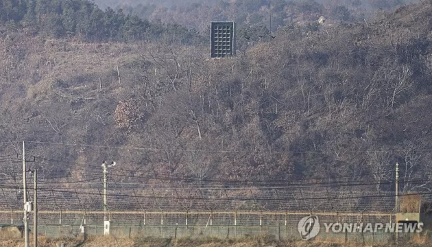 Південна Корея призупинила пропагандистські трансляції через гучномовці на кордоні з КНДР