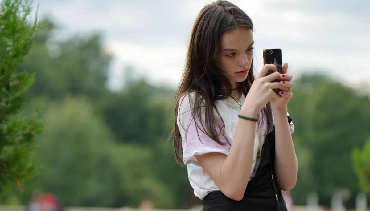 Meta надасть батькам підлітків більше контролю після критики чатботів з ШІ