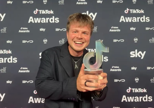 Українець здобув британську премію TikTok Awards  у номінації «Творець року»