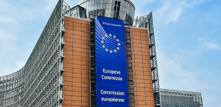 Соцмережа X закрила рекламний обліковий запис Європейської комісії у відповідь на штраф