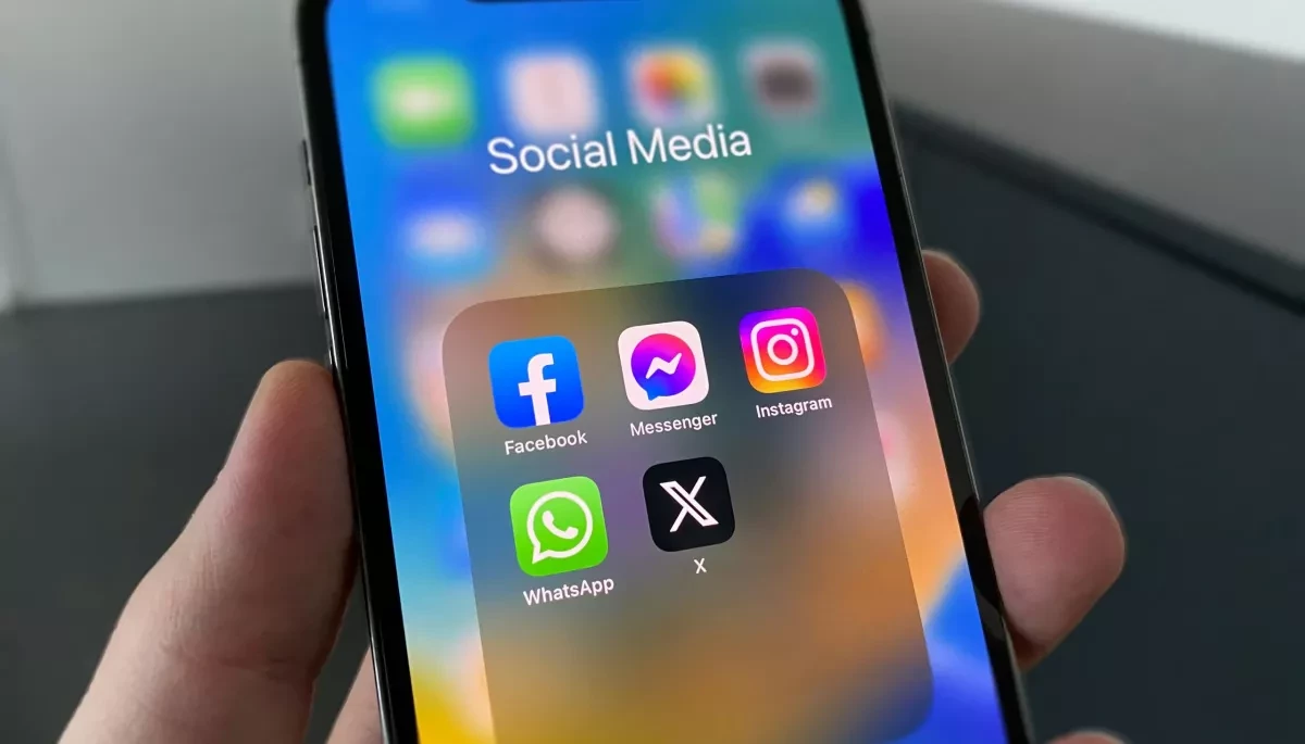 У Швейцарії висловили готовність заборонити дітям соцмережі