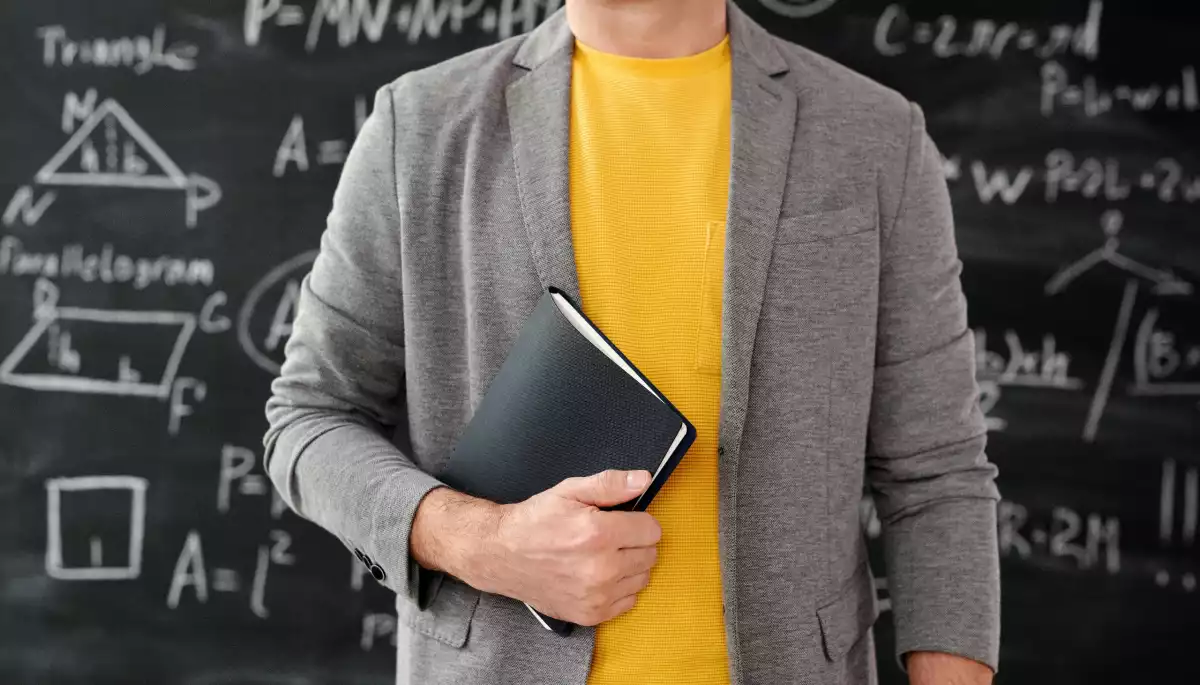 МОН розробило чотири моделі підвищення зарплат учителям