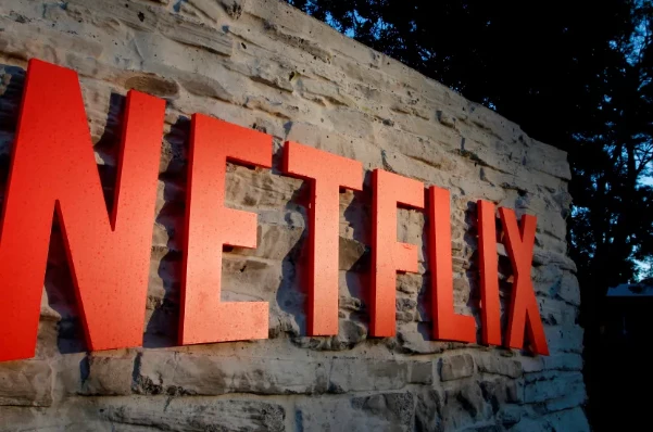 Paramount сплатила Netflix 2,8 мільярда доларів за розірвання угоди з Warner Bros.