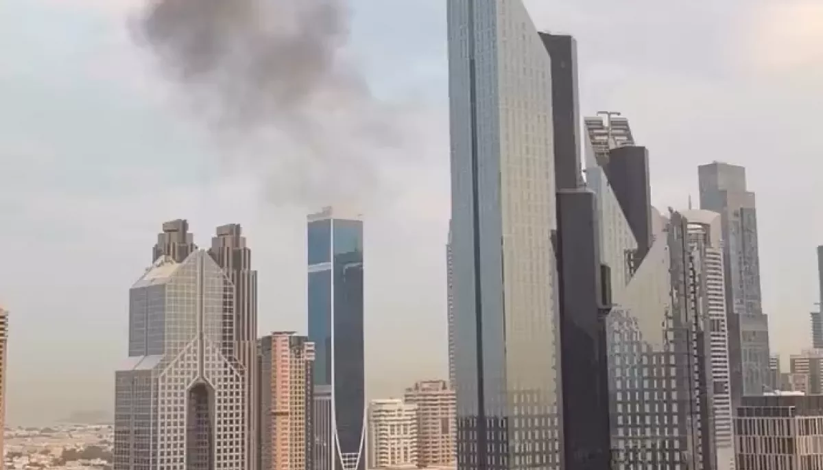 Британському туристу загрожує тюрма за відео іранського ракетного удару по Дубаю Британському туристу загрожує тюрма за відео іранського ракетного удару по Дубаю