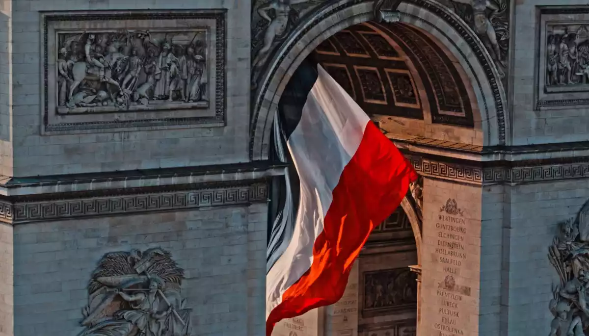 Польща заборонить використання телефонів у початкових школах