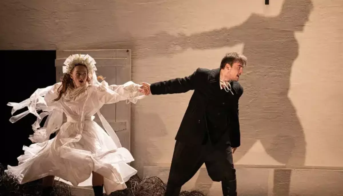 Укрпошта випустить марку на честь вистави театра Франка «Конотопська відьма» Укрпошта випустить марку на честь вистави театра Франка «Конотопська відьма»