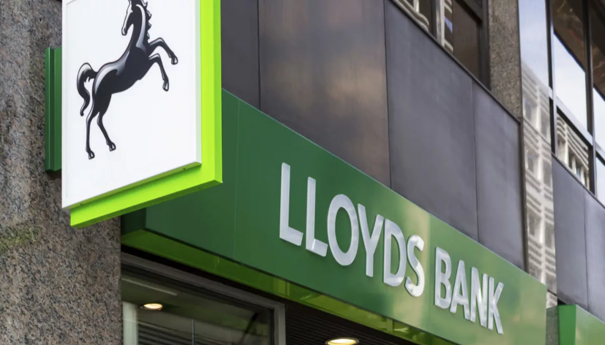 Британський банк Lloyds ввів до ради директорів ШІ-агента