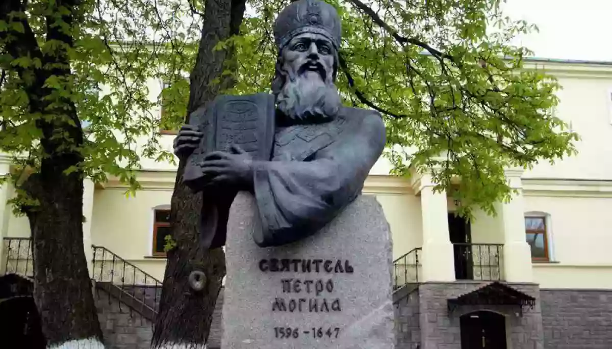 &laquo;Дія&raquo; відкрила голосування за діячів, що стануть за приклад українським школярам