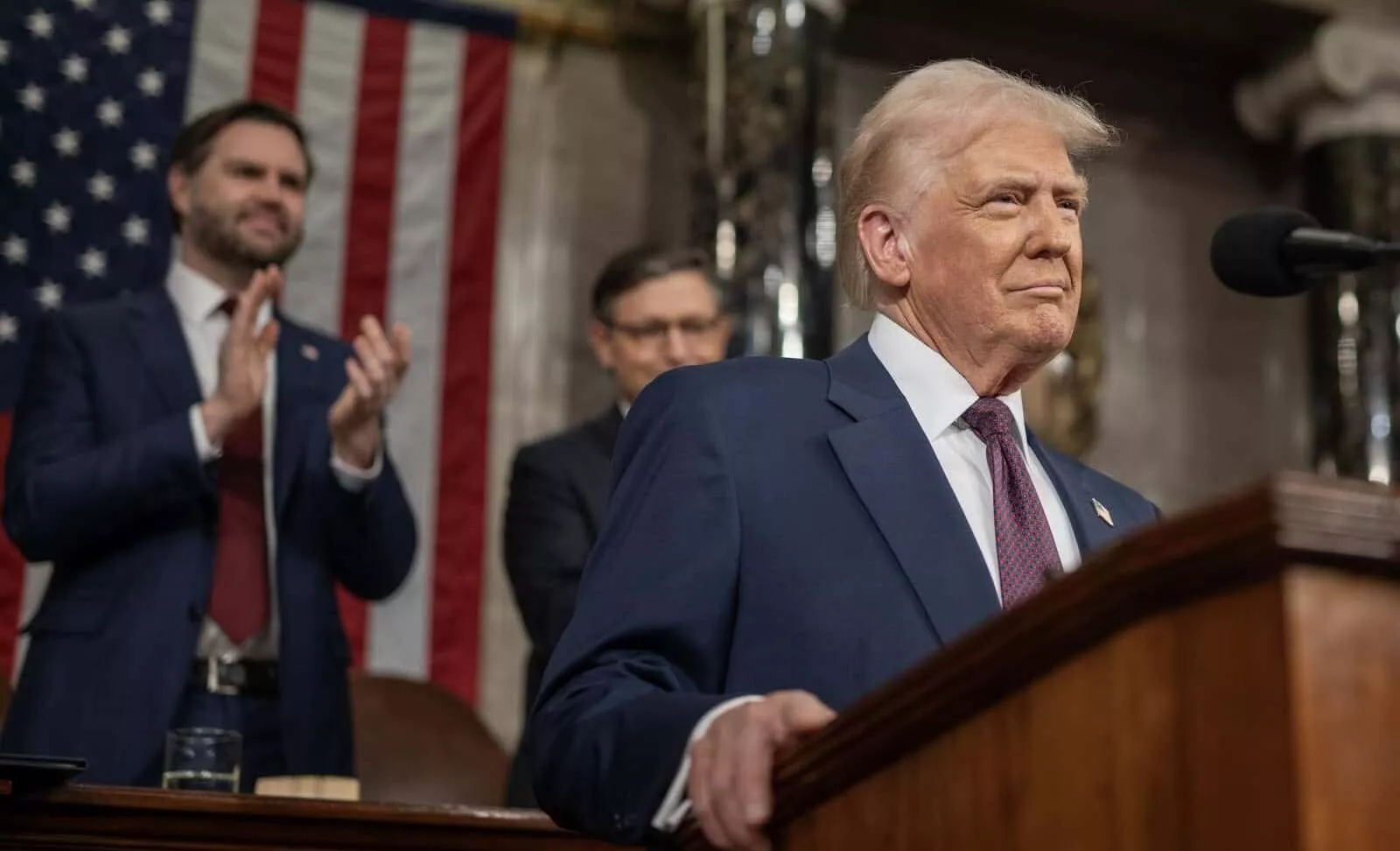 Трамп заявив про домовленість з технологічними компаніями щодо стандартів для ШІ