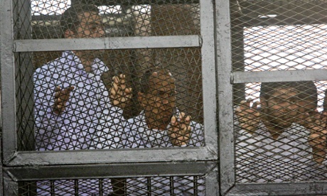 У Єгипті трьох журналістів Al-Jazeera засудили до семи років ув’язнення