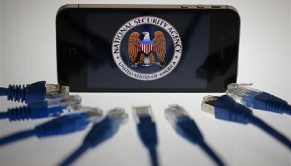 АНБ може стежити навіть за вимкненим iPhone