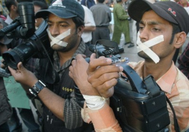 Свобода преси в Пакистані: помри або сідай у тюрму!