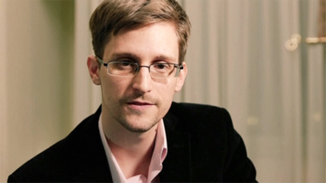 Едвард Сноуден просить політичного притулку у Бразилії